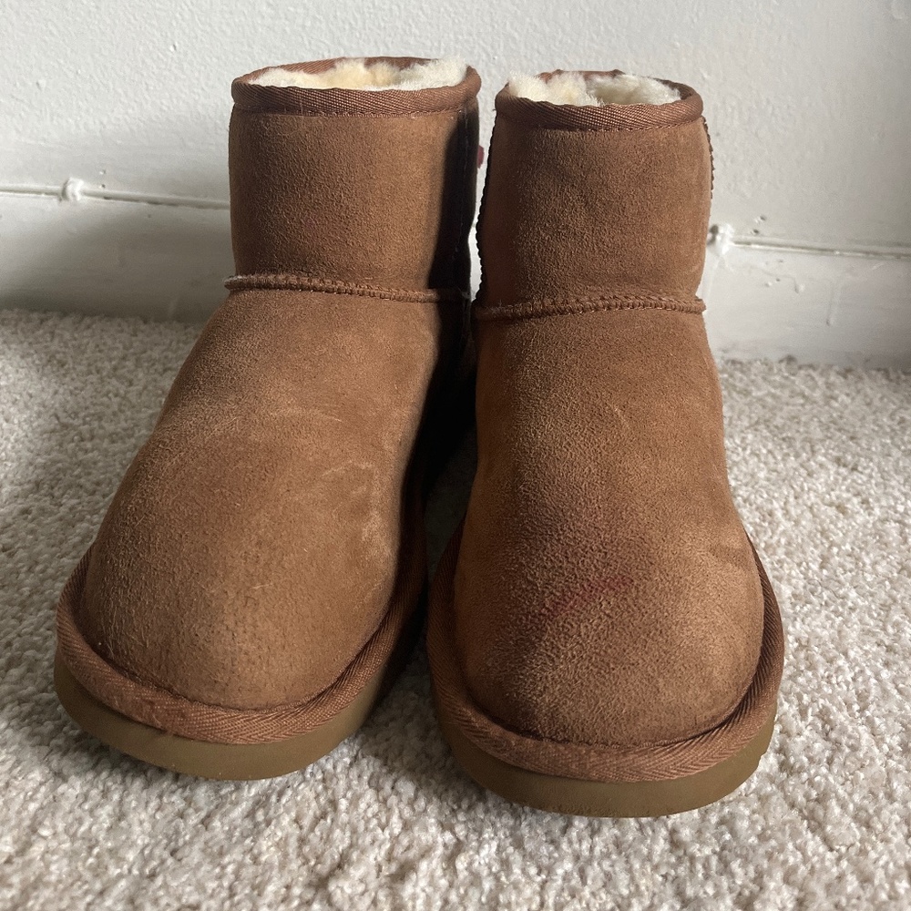 UGG - Classic Mini Boot